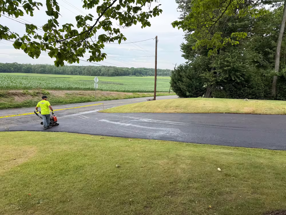 A finished Harrison Asphalt driveway